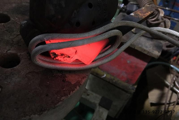 佛山高頻加熱機照片