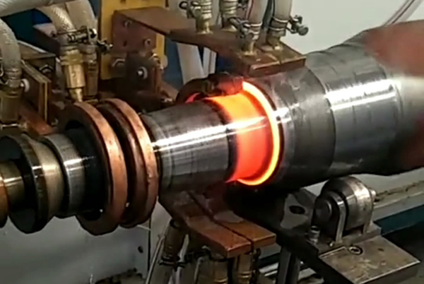 軋鋼中頻加熱爐廣泛應用於淬火、機械設備熱處理等各行各業(圖3)